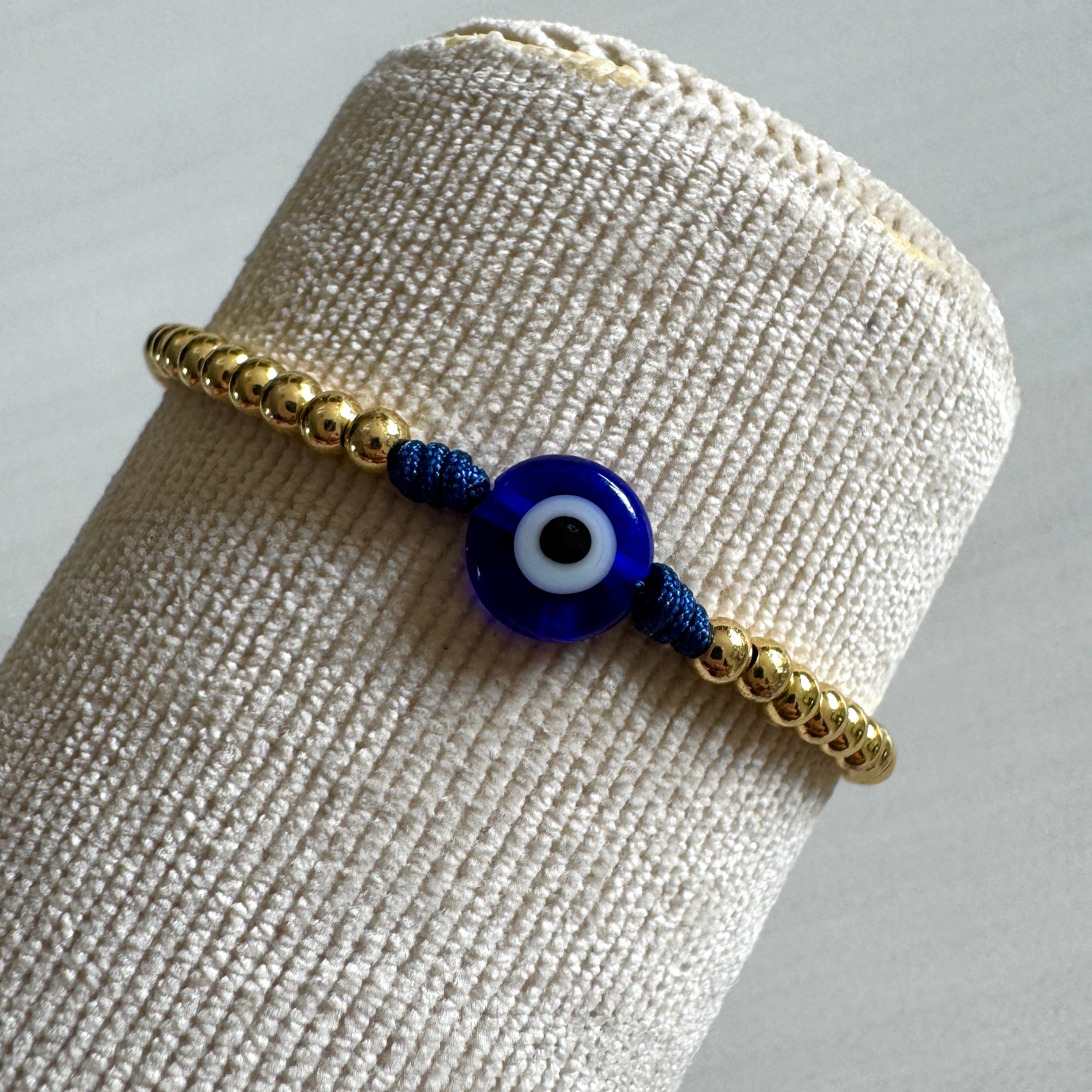 Ojitos Bracelet