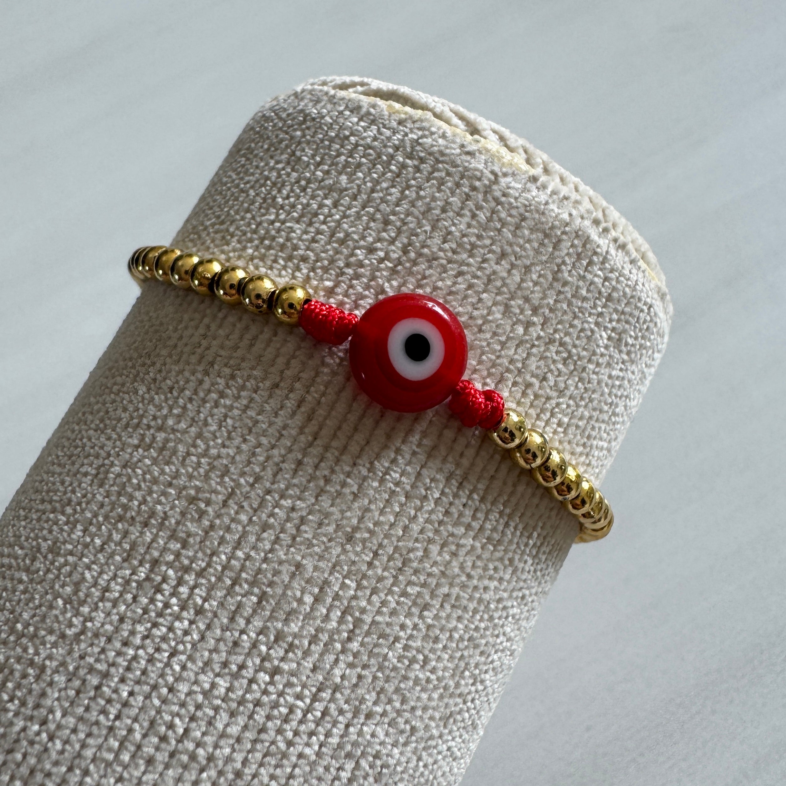 Ojitos Bracelet