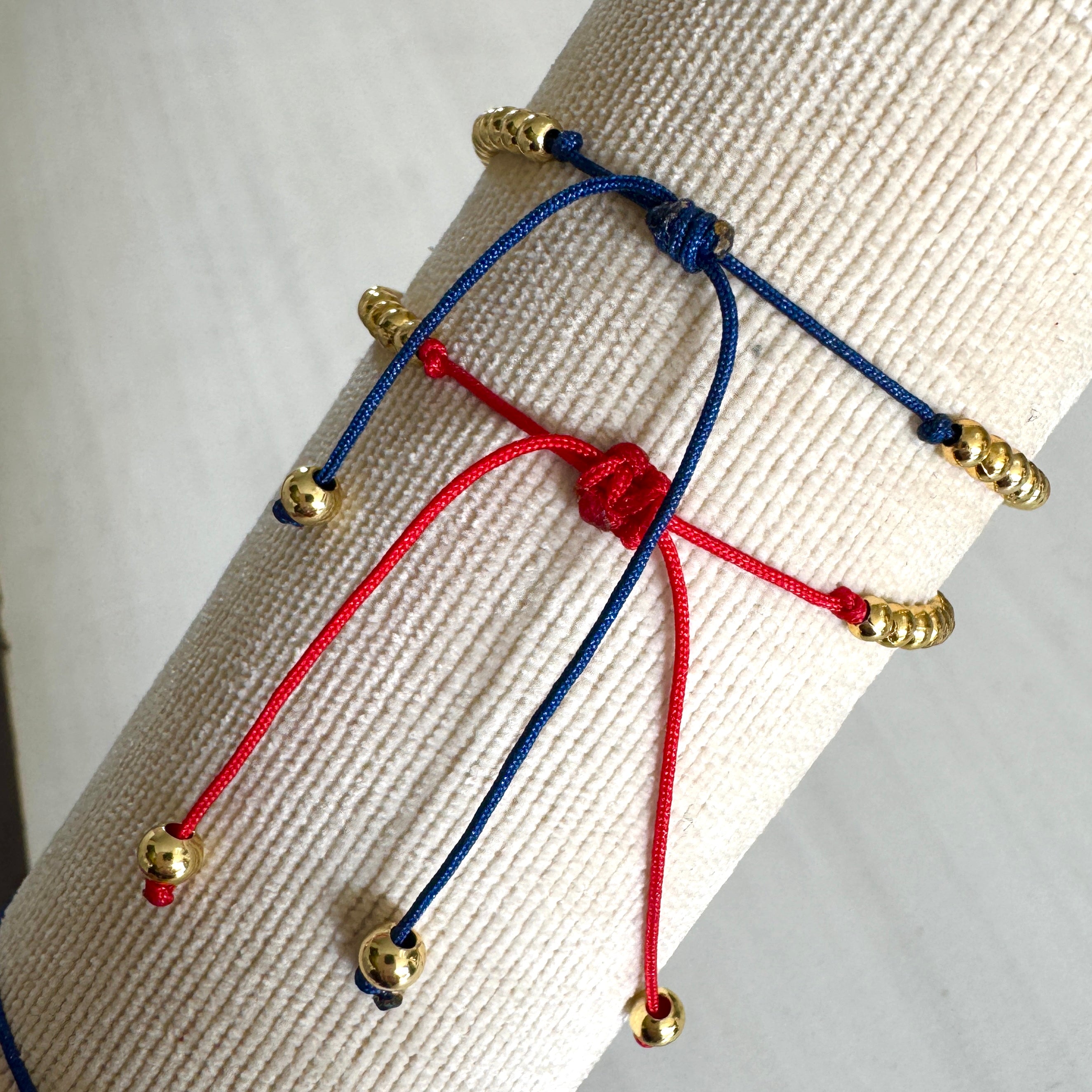 Ojitos Bracelet