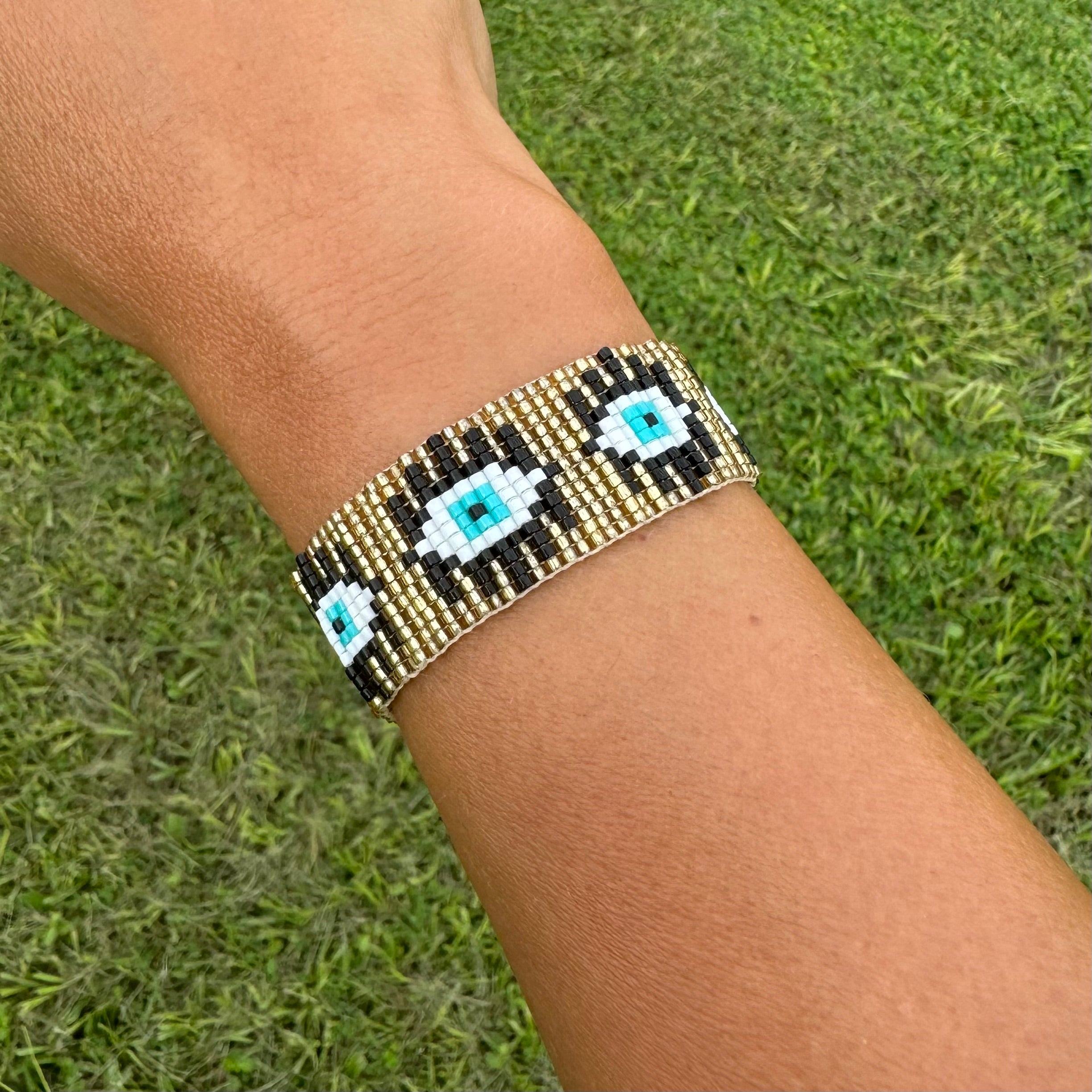 Black Eye Bracelets