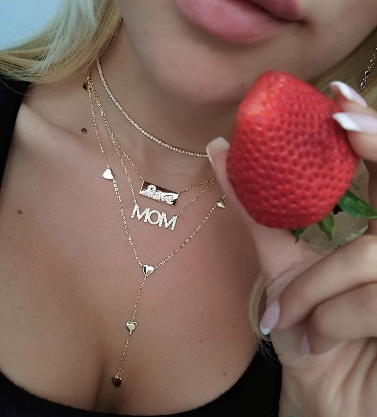 LOVE SIGN necklace