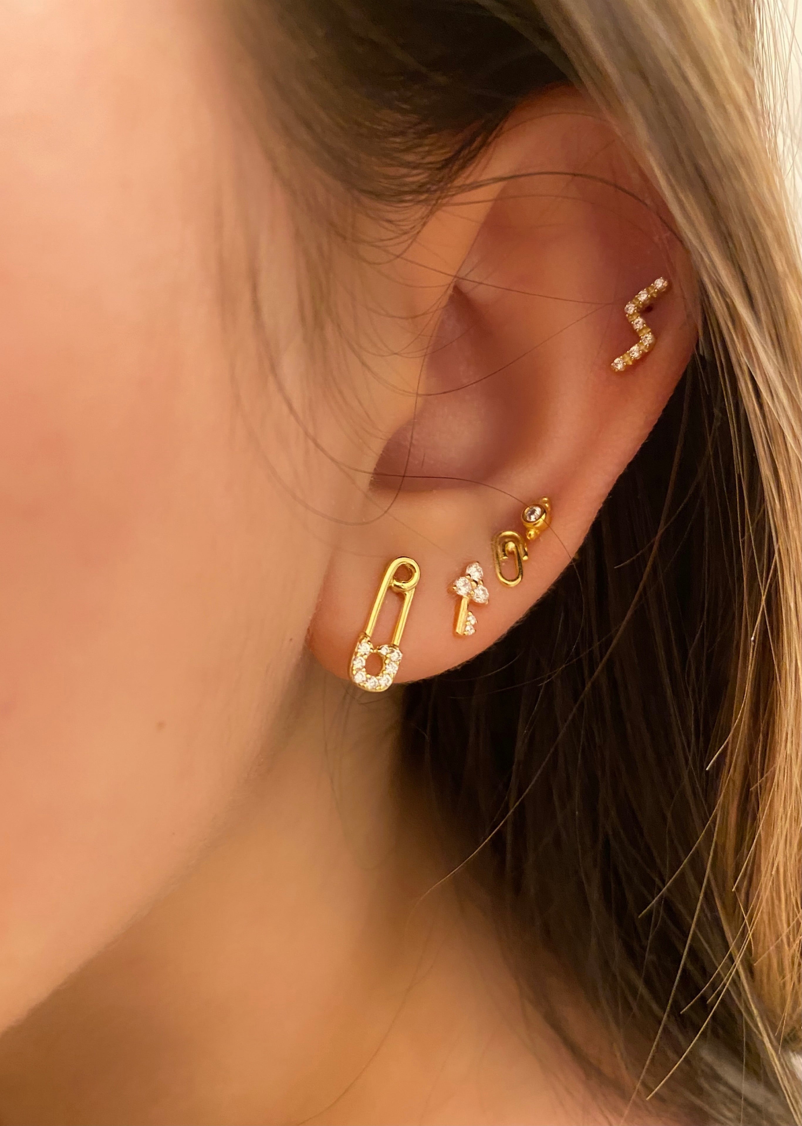 ZIG ZAG stud earrings