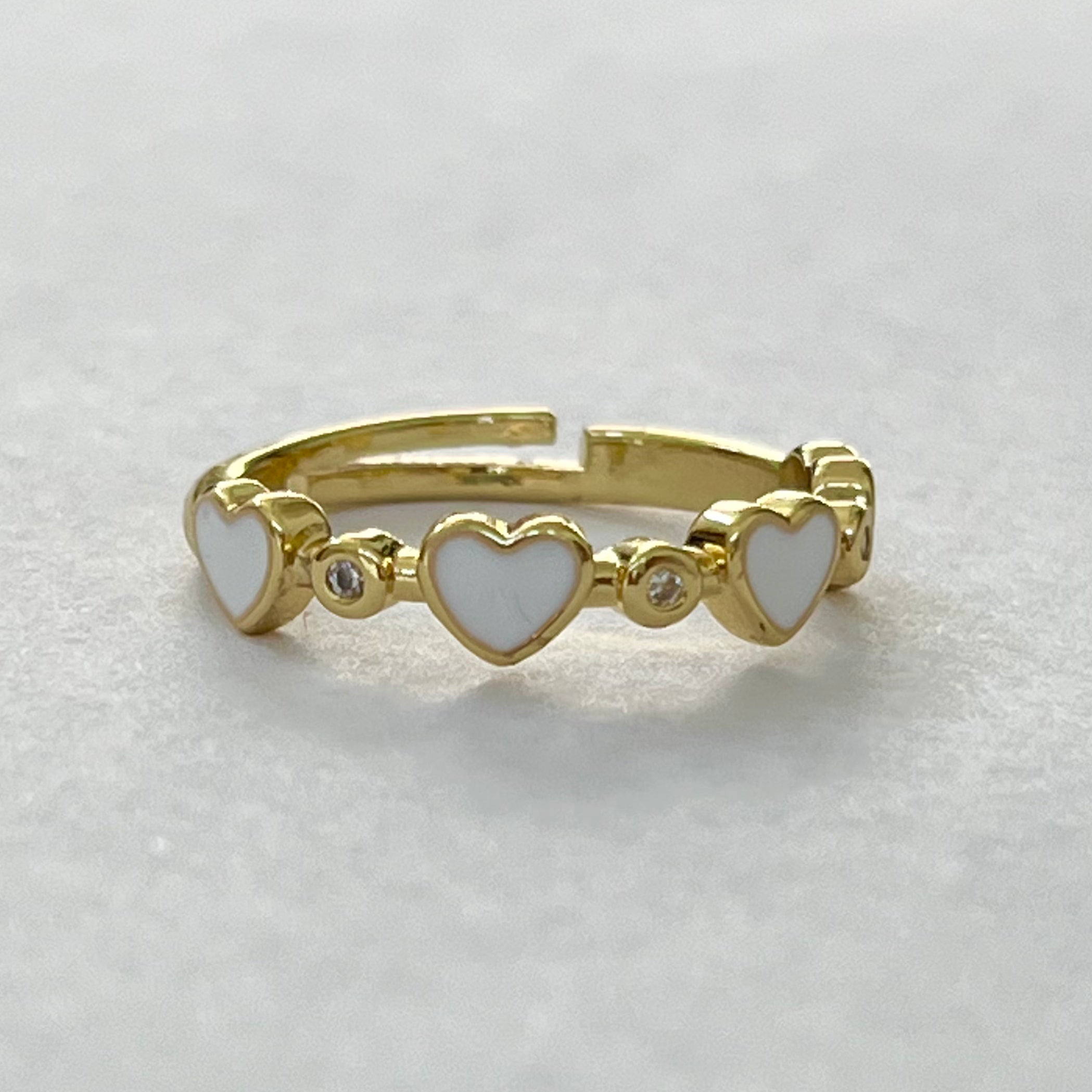 Heart cubic band ring